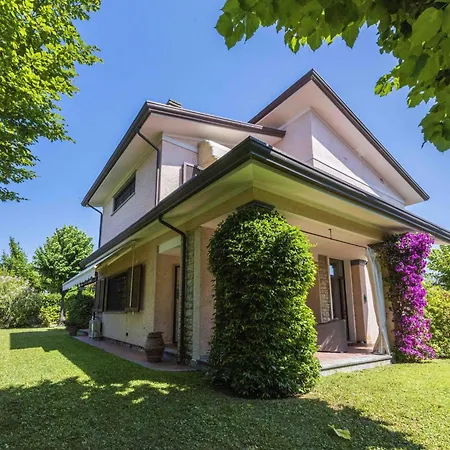 Federica By Mmega Forte dei Marmi