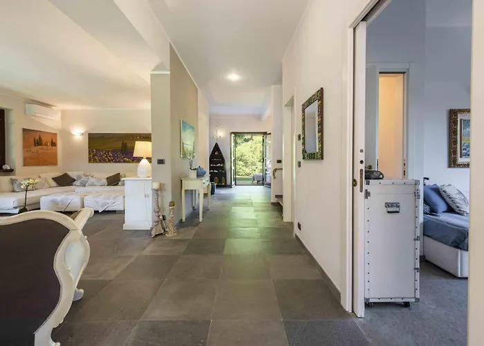 Federica By Mmega * Forte dei Marmi